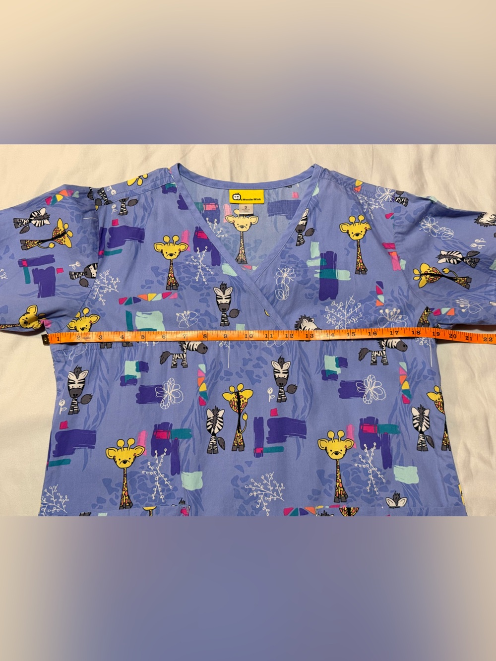 WonderWink 4 Pocket Zoo Giraffe Zebra‎ Print Medical Scrub Top Small 100% Cotton - Picture 6 of 9